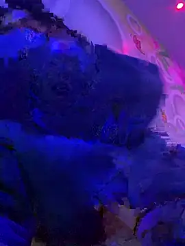 Onlyjishan online show from January 3, 2025, 4:27 pm