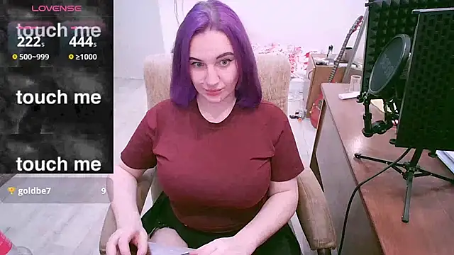 Snapshot of AnnitaMilliter chatting on February 9, 2026, 7:18 pm AnnitaMilliter online show from February 9, 2026, 7:18 pm