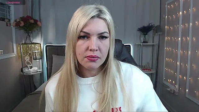 lissa voxx online show from February 8, 2025, 6:43 am