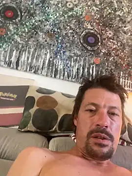 zenzero87 online show from October 6, 2025, 1:30 pm