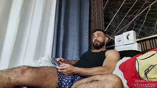 BEN BLAZE online show from November 17, 2025, 12:22 pm