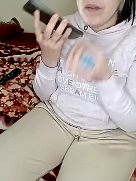 ShadiaStar online show from March 11, 2025, 7:36 pm