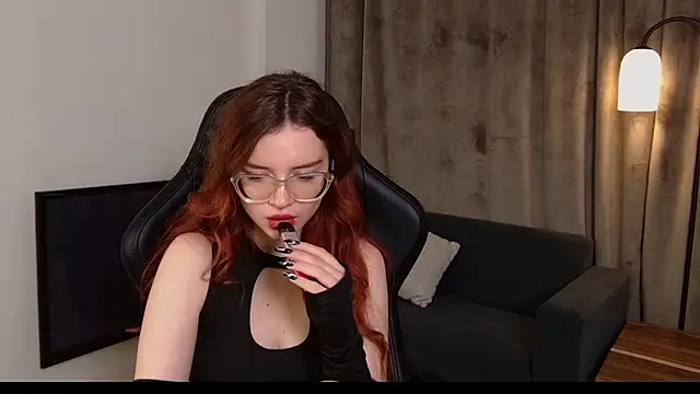 Snapshot of Sonya_Glen chatting on January 18, 2025, 5:26 pm Sonya Glen online show from January 18, 2025, 5:26 pm