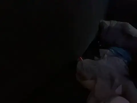 houy111111 online show from October 18, 2025, 4:52 pm