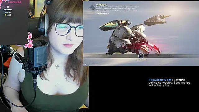 Snapshot of HannahCastle96 chatting on February 6, 2026, 12:59 am HannahCastle96 online show from February 6, 2026, 12:59 am