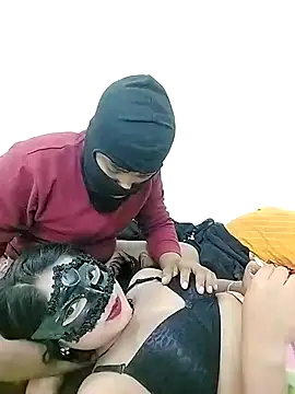 ascuple online show from February 18, 2025, 10:36 pm