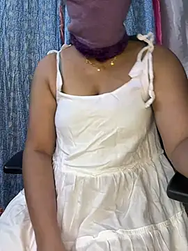 stylishpooja online show from December 19, 2024, 6:34 pm