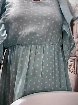 stylishpooja online show from September 18, 2025, 5:59 pm