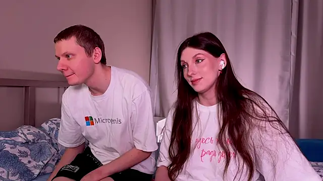 Snapshot of eternal_dream_ chatting on February 8, 2025, 1:43 am eternal dream  online show from February 8, 2025, 1:43 am