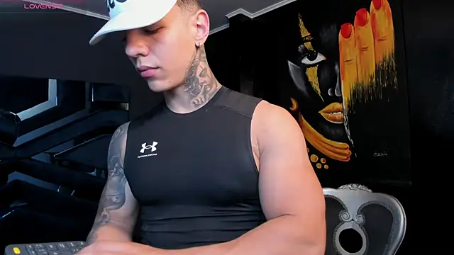 Flynn Riider online show from October 15, 2025, 5:35 pm