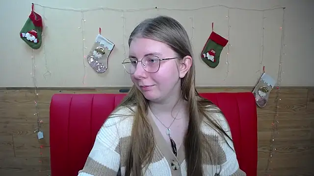 RysaKosaYlya online show from December 20, 2024, 6:19 am