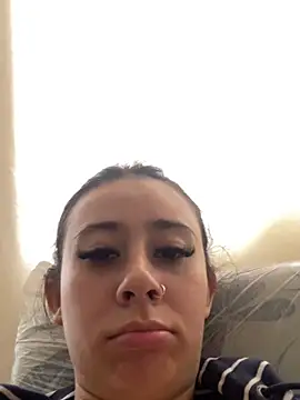 Zoee t online show from February 1, 2025, 7:02 pm