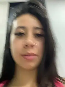 Zoee t online show from February 14, 2025, 2:02 pm