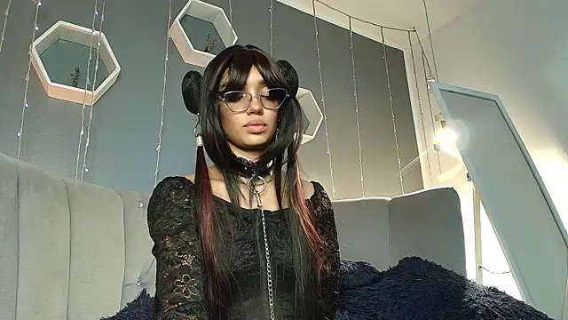 slutty venus online show from January 20, 2025, 11:43 pm