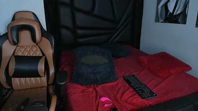 slutty venus online show from January 25, 2025, 12:48 am