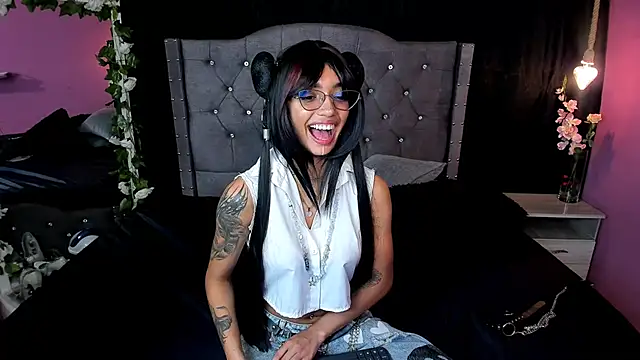 slutty venus online show from March 2, 2025, 5:23 am