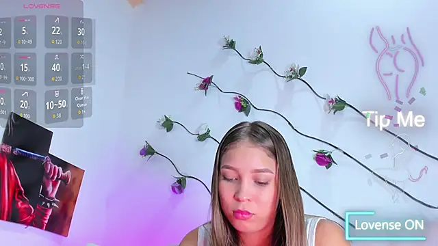 HaleyAmaya online show from December 20, 2025, 11:23 pm