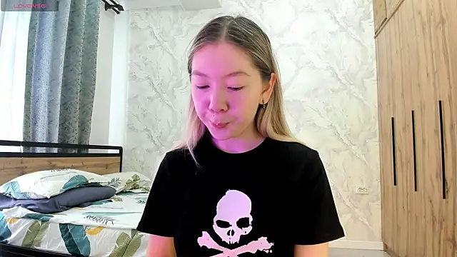 Babby Rabbit online show from April 18, 2026, 8:29 am