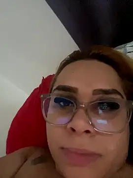 Snapshot of Dulce_smith_1 chatting on November 14, 2025, 8:51 pm Dulce smith 1 online show from November 14, 2025, 8:51 pm