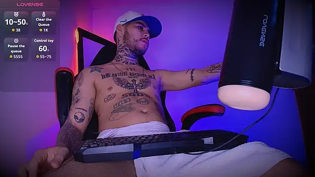 Junihn0 online show from January 13, 2026, 7:19 pm