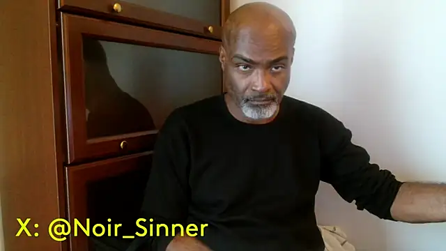 Snapshot of sinnernoir chatting on April 28, 2026, 10:15 pm sinnernoir online show from April 28, 2026, 10:15 pm