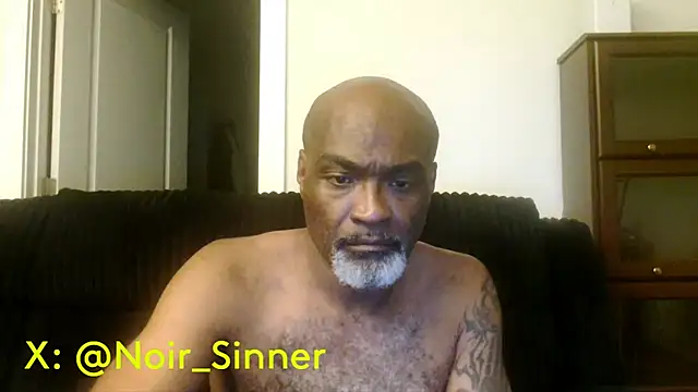 Snapshot of sinnernoir chatting on May 30, 2026, 4:53 am sinnernoir online show from May 30, 2026, 4:53 am