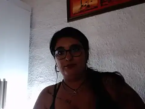 Snapshot of infiernowoman23 chatting on December 26, 2024, 6:09 am infiernowoman23 online show from December 26, 2024, 6:09 am