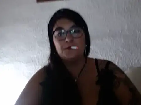 Snapshot of infiernowoman23 chatting on December 27, 2024, 4:04 am infiernowoman23 online show from December 27, 2024, 4:04 am