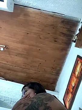 Snapshot of infiernowoman23 chatting on January 10, 2025, 9:31 pm infiernowoman23 online show from January 10, 2025, 9:31 pm