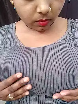 Cute-Anamika50 online show from February 14, 2025, 8:52 am