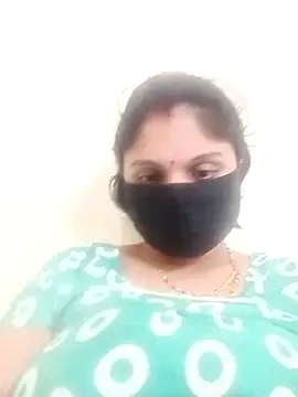 Cute-Aadhvita online show from October 27, 2025, 6:01 pm