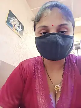 Cute-Aadhvita online show from May 22, 2026, 3:24 am