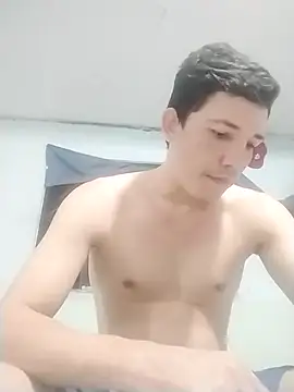 MauroFun925 online show from December 20, 2024, 11:47 pm