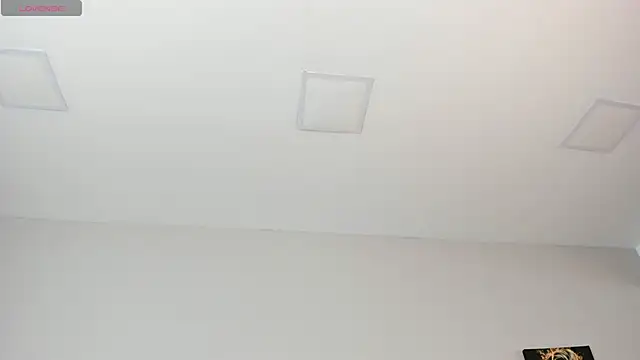 Snapshot of Robin_Rief chatting on November 15, 2025, 3:26 am Robin Rief online show from November 15, 2025, 3:26 am