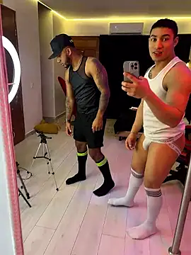 Snapshot of Robin_Rief chatting on January 12, 2026, 3:45 am Robin Rief online show from January 12, 2026, 3:45 am