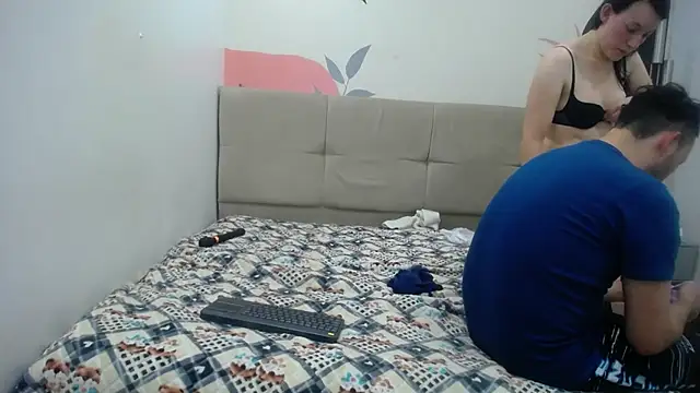 Snapshot of JeremmyAndStacy chatting on February 6, 2025, 6:56 pm JeremmyAndStacy online show from February 6, 2025, 6:56 pm