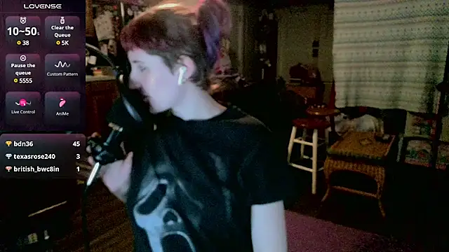  hellostormy  online show from March 3, 2025, 10:17 am