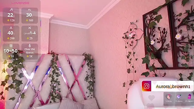 Aurora Brownn online show from November 9, 2025, 4:38 pm