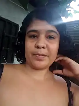 Snapshot of LilyChloe11 chatting on December 17, 2024, 6:09 pm LilyChloe11 online show from December 17, 2024, 6:09 pm