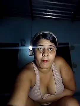 Snapshot of LilyChloe11 chatting on December 19, 2024, 7:07 pm LilyChloe11 online show from December 19, 2024, 7:07 pm