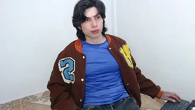 pervertsteens3 online show from February 17, 2026, 3:25 am