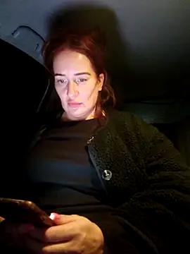 Engel mia online show from March 12, 2025, 6:44 pm