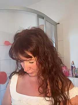 Engel mia online show from June 4, 2026, 9:04 am