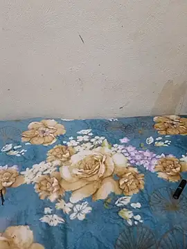 Snapshot of Linda-53 chatting on February 12, 2025, 10:26 pm Linda-53 online show from February 12, 2025, 10:26 pm