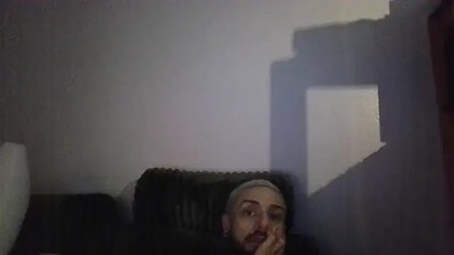 DerekPerez2025 online show from March 30, 2026, 8:04 am