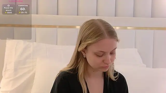 DorisHell online show from March 4, 2025, 6:07 pm