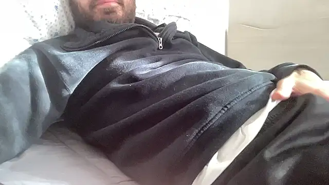 93moro online show from January 8, 2026, 9:44 am