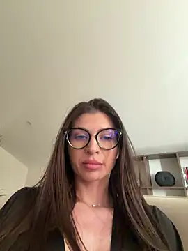 sweetndcrazy online show from March 7, 2026, 8:00 am