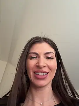 sweetndcrazy online show from March 8, 2026, 9:35 am