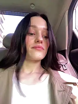 Mia Mia M online show from May 20, 2026, 1:17 pm